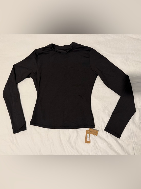 SKIMS Tops - SKIMS Black Long Sleeve SWIM Top